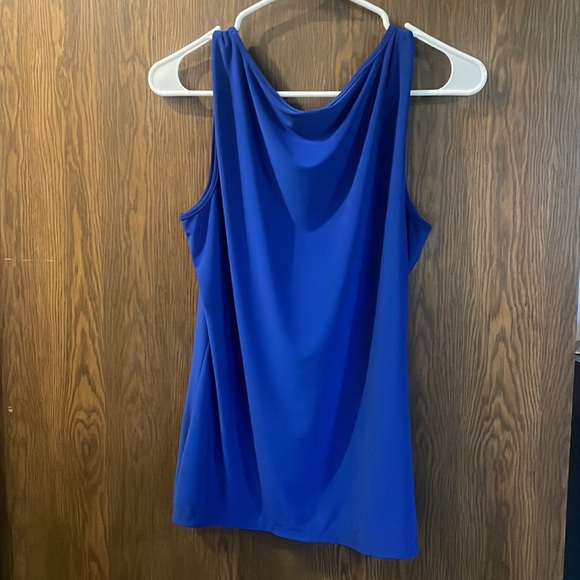 Blue Sleeveless slim factor Women's Top - Picture 3 of 3